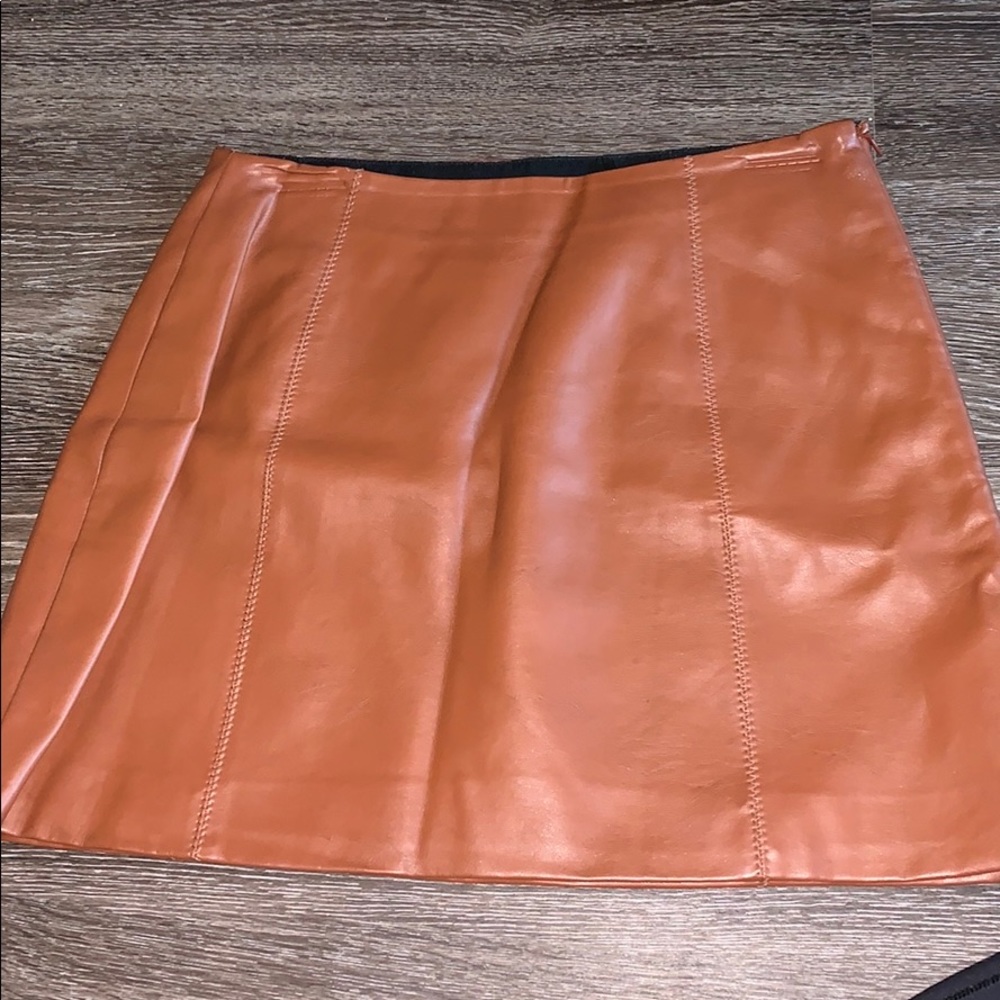 Faux leather mini skirt